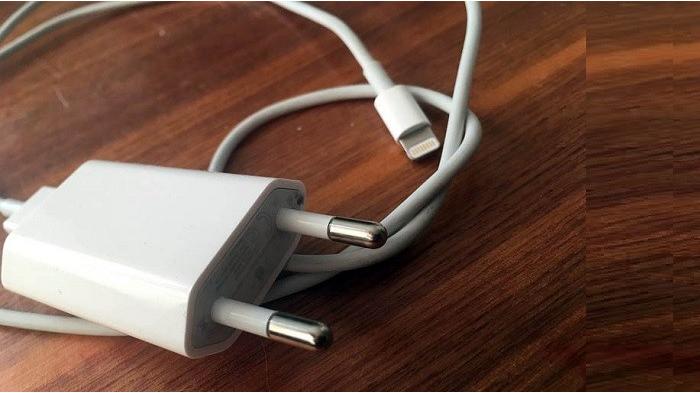 6 Ways to Fix a Broken iPhone Charger